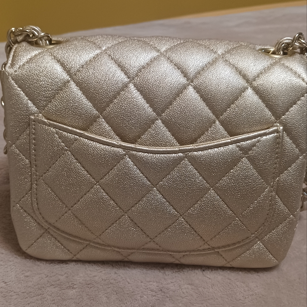 Chanel Mini - Picture 2 of 11
